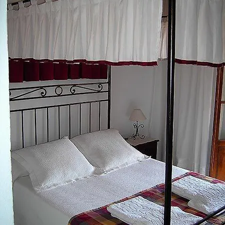 Gasthof Rural El Rincon De Gadea 3*